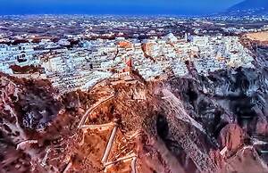 Cycladic Pleasure Houses by the Sea