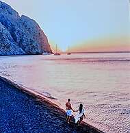 Cycladic Pleasure Houses by the Sea