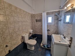 Cycladic Pleasure Houses by the Sea