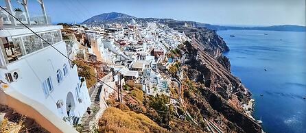 Cycladic Pleasure Houses by the Sea