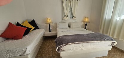 Cycladic Pleasure Houses by the Sea