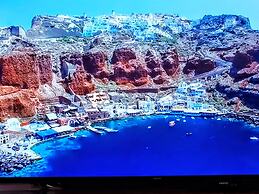 Cycladic Pleasure Houses by the Sea