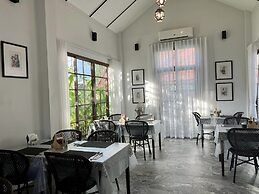 Palin Family Cottage