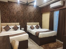 Hotel Friends Palace