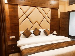 Hotel Friends Palace