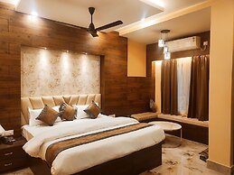 Hotel Friends Palace