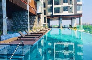 The Emerald Golf View