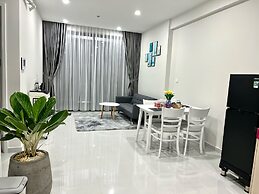 The Emerald Golf View