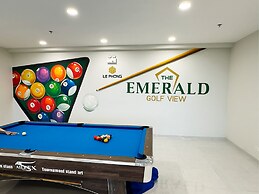 The Emerald Golf View