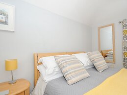 Great Brightor Cob Barn