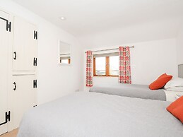 Great Brightor Cob Barn