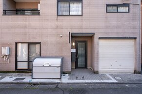 ZAITO Tokyo Luna Lane Economy Inn