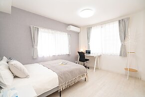 ZAITO Tokyo Luna Lane Economy Inn