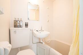 ZAITO Tokyo Luna Lane Economy Inn