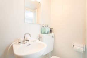 ZAITO Tokyo Luna Lane Economy Inn