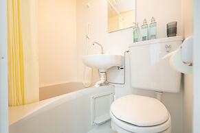 ZAITO Tokyo Luna Lane Economy Inn