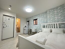 ZAITO Tokyo Luna Lane Economy Inn