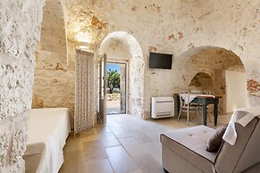 3360 Trulli Pangi by Perle di Puglia