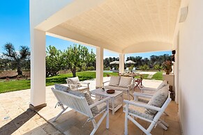 3360 Trulli Pangi by Perle di Puglia