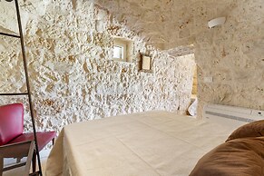 3360 Trulli Pangi by Perle di Puglia