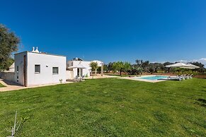 3360 Trulli Pangi by Perle di Puglia