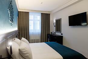 Richmond Hotel
