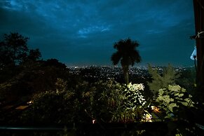 Pangolin Nest Boutique Hotel