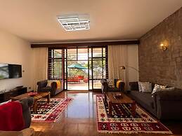 Pangolin Nest Boutique Hotel