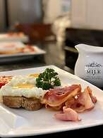 Pangolin Nest Boutique Hotel