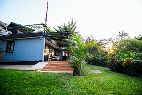 Pangolin Nest Boutique Hotel