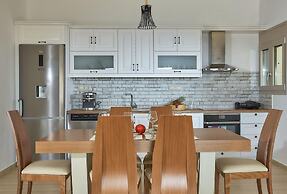 Elkysti Crete Deluxe Apartment Corina