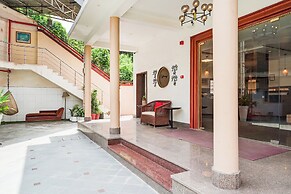 FabHotel The Dayal