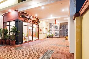 FabHotel The Dayal