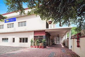 FabHotel The Dayal