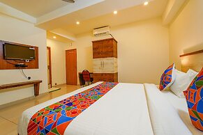 FabHotel Shakthi Suites