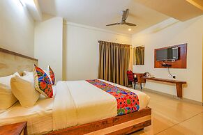FabHotel Shakthi Suites