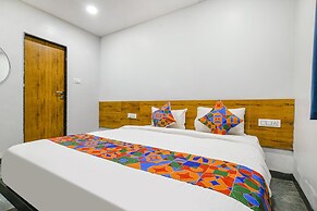 Fabhotel Unity Landmark