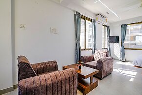 Fabhotel Crystal Inn