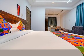 Fabhotel Crystal Inn