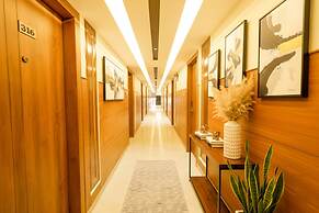 Fabhotel Royale Basant Residency