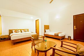 Fabhotel Royale Basant Residency