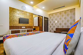 Fabhotel Tanishq