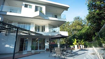 Mansão na Granja Viana