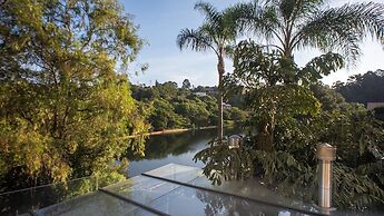 Mansão na Granja Viana