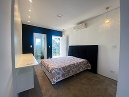 Mansão na Granja Viana