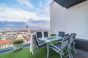 Q18 ApartHotel