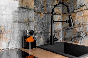 Q18 ApartHotel