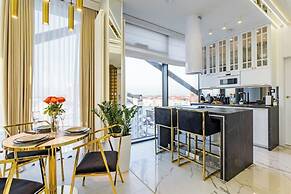 Q18 ApartHotel