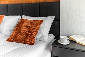 Q18 ApartHotel