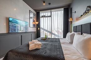 Q18 ApartHotel